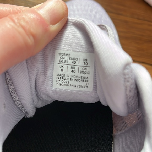 NWT asics Gel-Excite 9 - size 10 - Picture 4 of 4